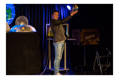 Premiere von ALLES AUSSER IRDISCH am 23.11.2014 im Berliner O-Ton Theater